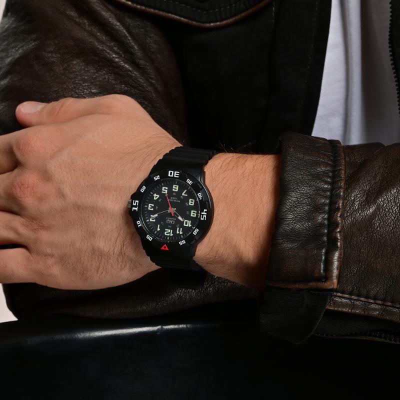Q&Q Mens Watch VR18J001Y